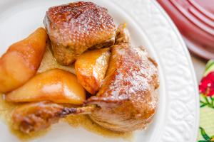 Duck with pears in the oven step by step recipe
