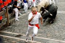 Run away from the bull in the dream book