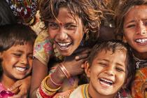 घरेलू विश्लेषण: भारत में जीवन बनाम।